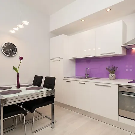 The Διαμέρισμα Σπλιτ