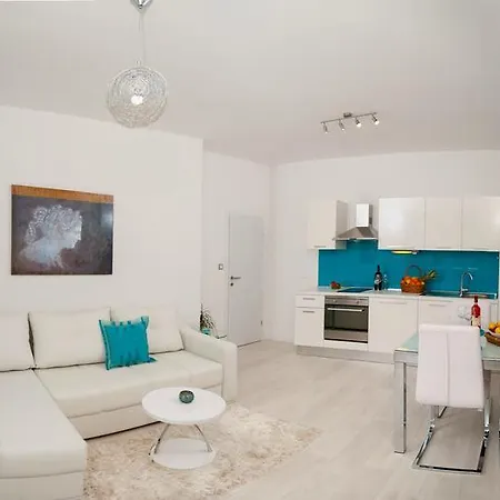 The Beach Apartment